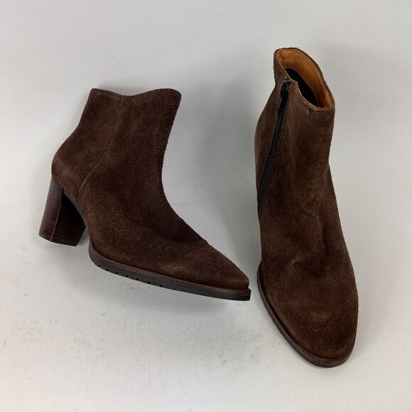 L. L. Bean ankle heeled booties women's size 7 brown suede minimalist boots - Picture 1 of 11